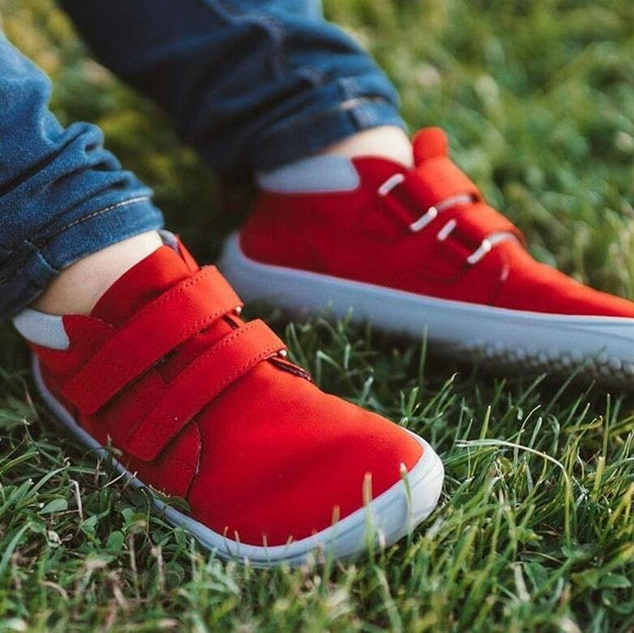 Spela Barfotaskor för barn