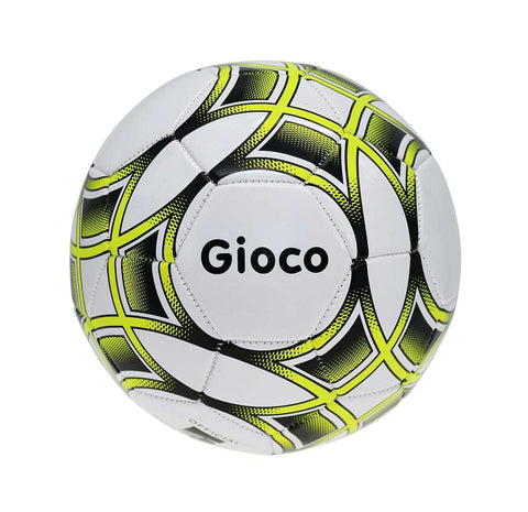 Träna fotboll, Gioco